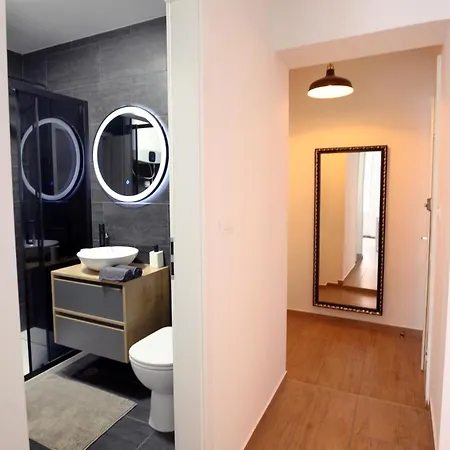 דירה Moderna V Centru Mesta Jakam - Center Modern Jakam *