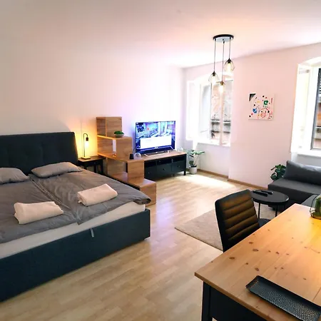 Appartement Moderna V Centru Mesta Jakam - Center Modern Jakam